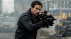 22 мили (2018) скриншот 3