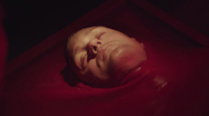 Бескрайний бассейн (2023) скриншот 2