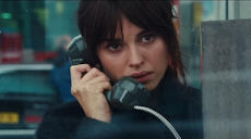 Из Парижа с любовью (2010) скриншот 1