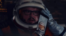 Падение Луны (2022) скриншот 1